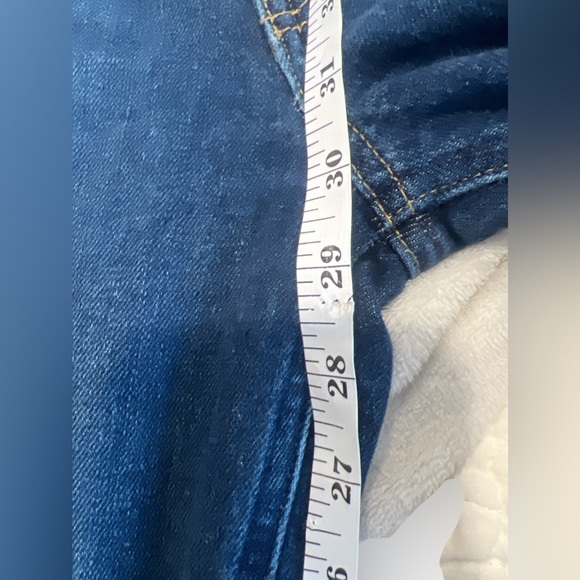 Women’s GAP 90’s Loose Flare Mid Rise Jeans; Size 29/8 R - Picture 7 of 9